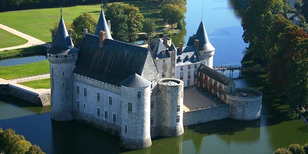 Château-de-Sully-sur-Loire-vue-générale