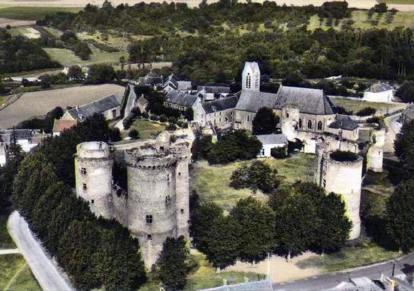 château-blandy-les-tours-en-ruine